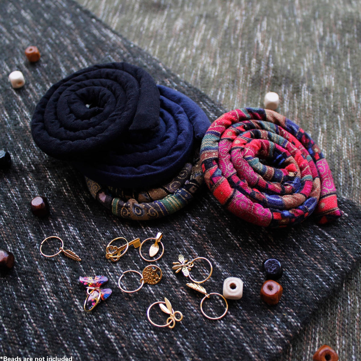 Spiral Lock Hair Tie with included dreadlock accessories