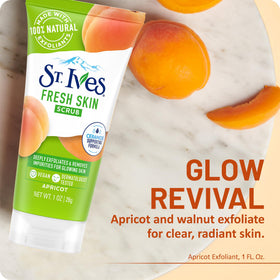 St. Ives Apricot Scrub ingredients close-up