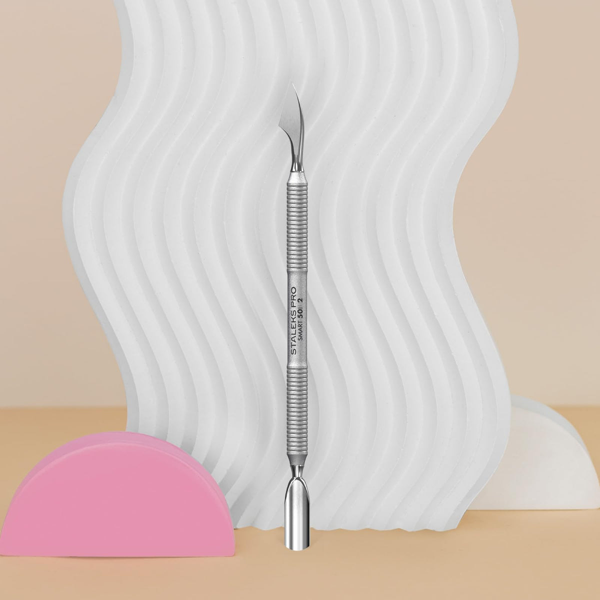 STALEKS PRO Cuticle Pusher Smart 50 Type 2 ergonomic grip