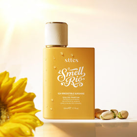 Sttes Smell Rio 50ml Eau de Parfum with floral background