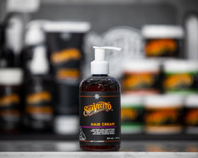 Suavecito Pomade Hair Cream application on hair