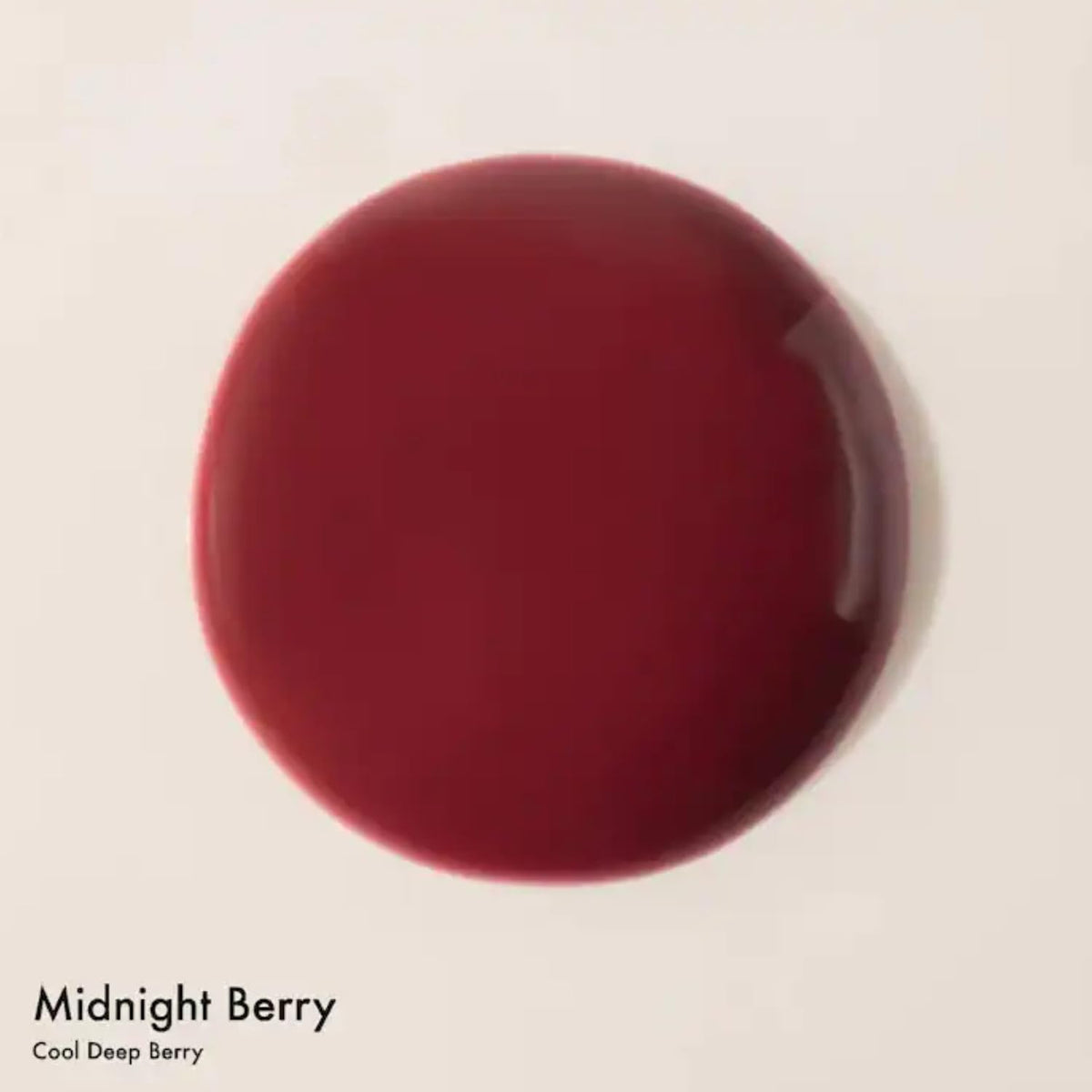 Summer Fridays Dream Lip Oil Midnight Berry applicator close-up