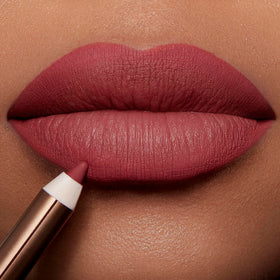 Swatch of Charlotte Tilbury Lip Cheat Lip Liner in Crazy in Love