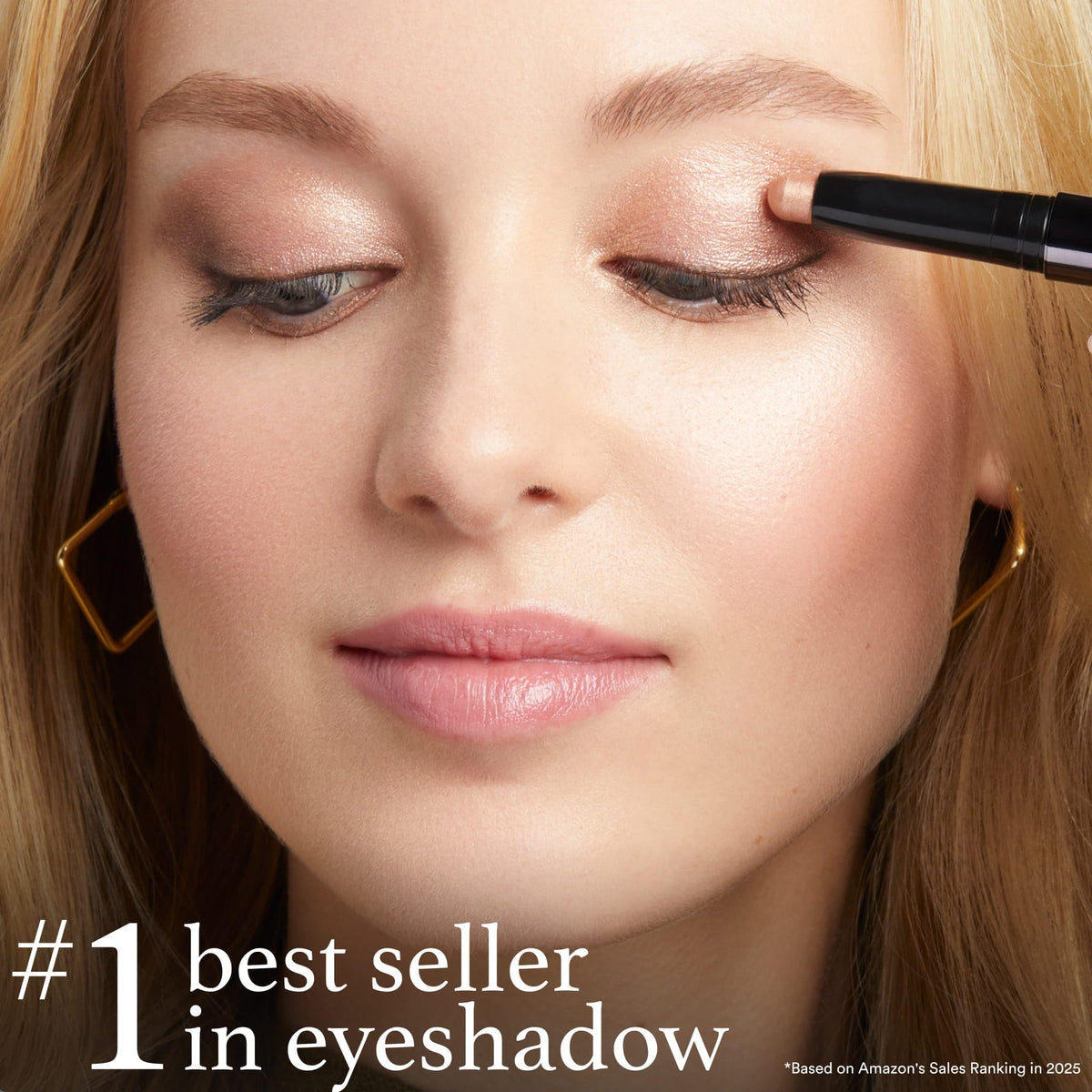 Swatch of Julep Eyeshadow 101 Crème-to-Powder Stick in Putty Matte