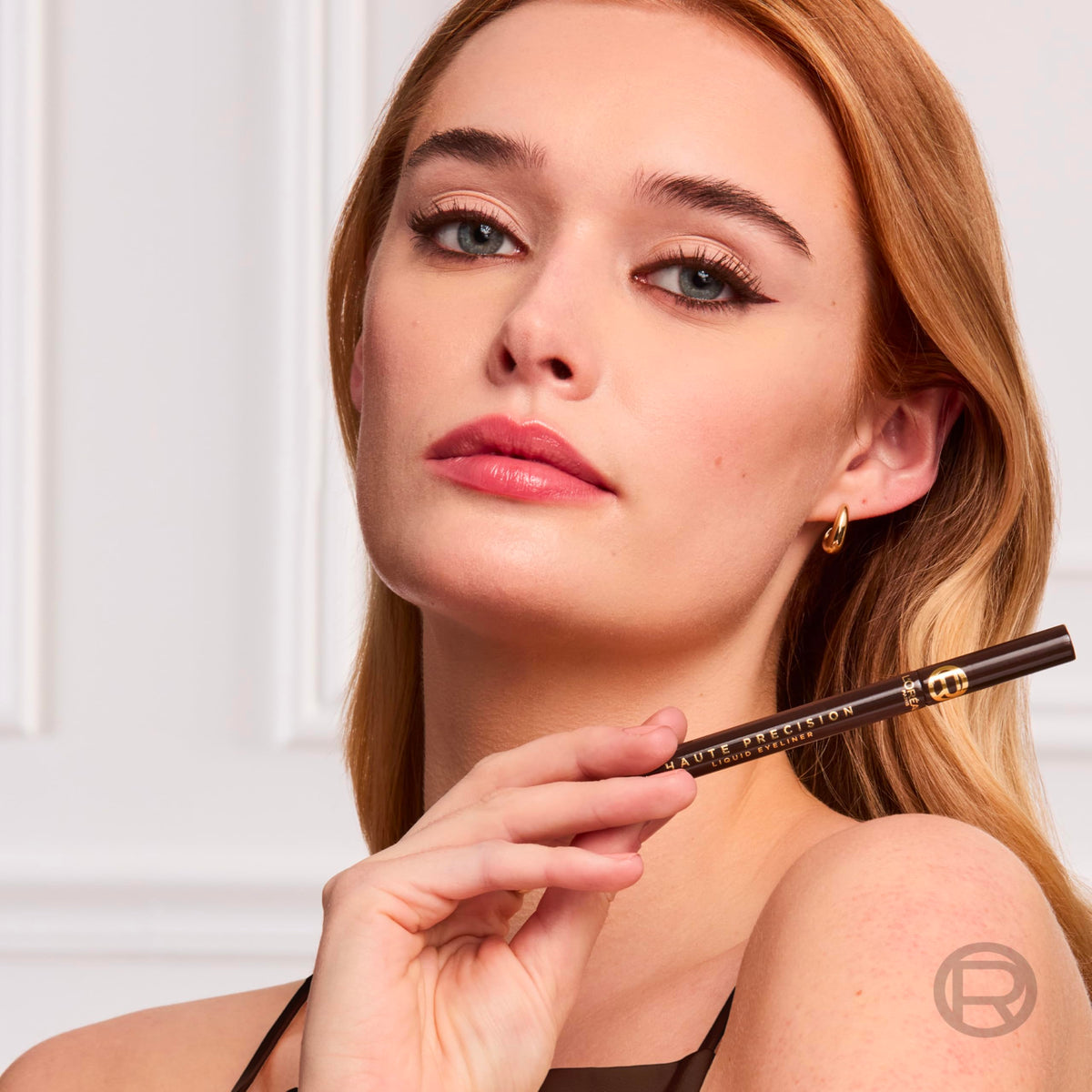 Swatch of L'Oreal Paris Liquid Eyeliner in 020 Brown Leather