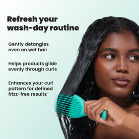 TANGLE TEEZER brush being used in the shower