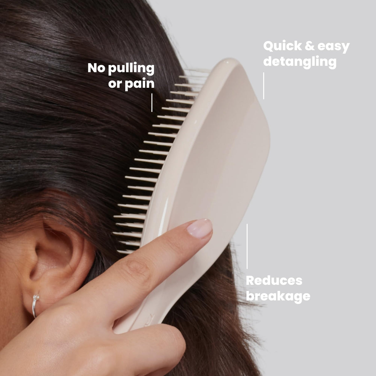 TANGLE TEEZER Ultimate Detangler Brush close-up of teeth