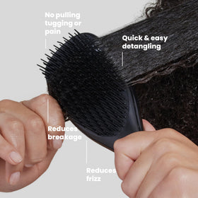 TANGLE TEEZER Ultimate Detangler brush close-up of teeth