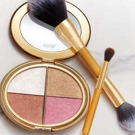 tarte Glow Wardrobe palette packaging details