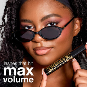 tarte Maneater Mascara showing volume and curl effect