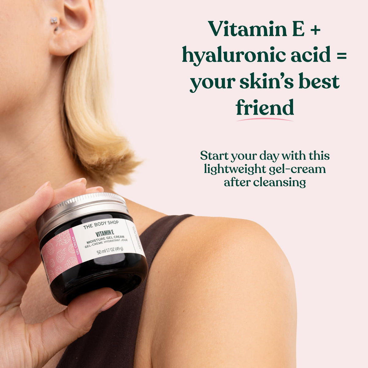 The Body Shop Vitamin E Gel Moisture Cream application on skin