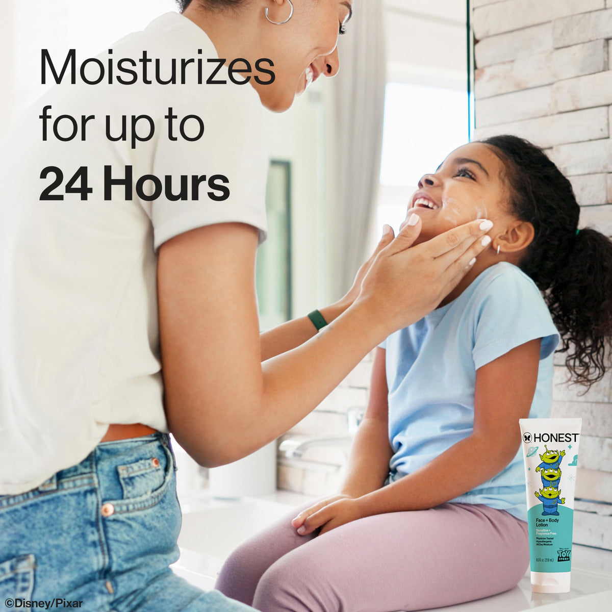 The Honest Company Body Lotion Toy Story 285g texture close-up