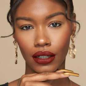 The Lip Bar Nonstop Liquid Matte Lipstick Brickhouse applicator close-up