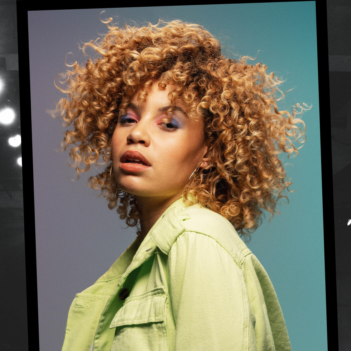 TIGI Curls Rock Amplifier Curl Cream application on hair