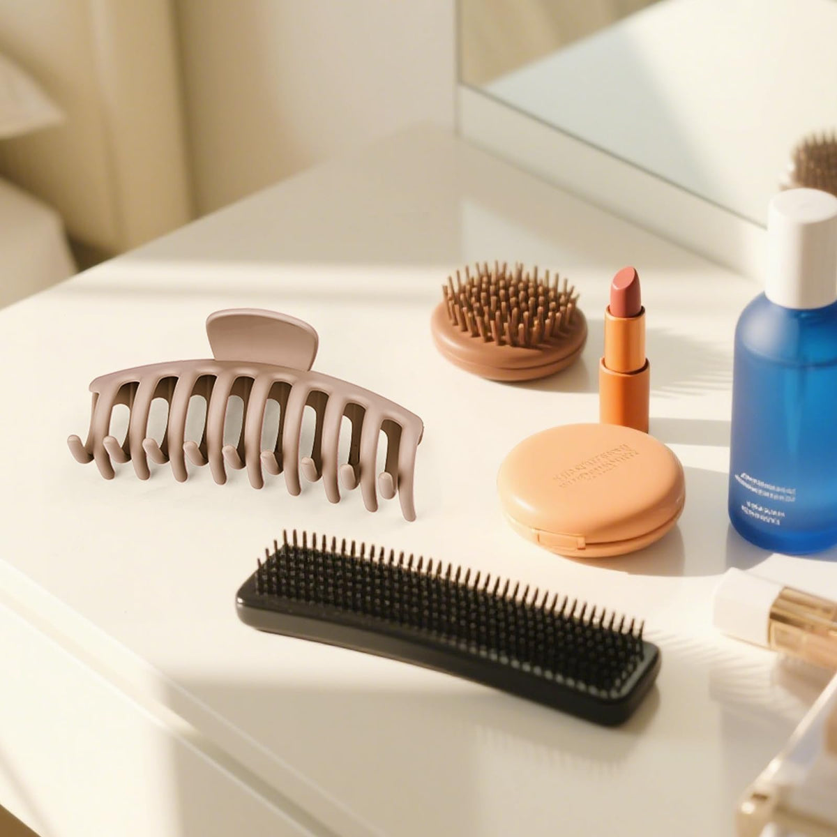 TOCESS hair clips arranged in a stylish pattern