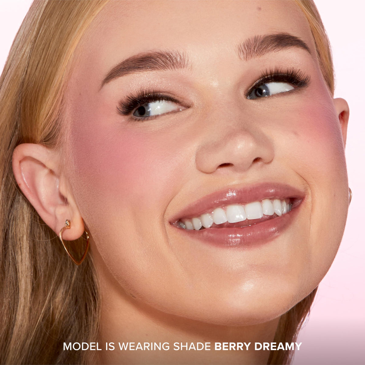 Too Faced Cloud Crush Blurring Blush Berry Dreamy packaging