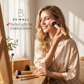 Travel-friendly makeup brush case from BS-MALL