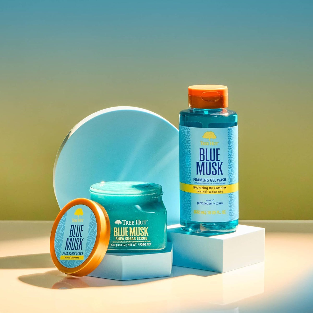 Tree Hut Blue Musk Body Scrub lifestyle image