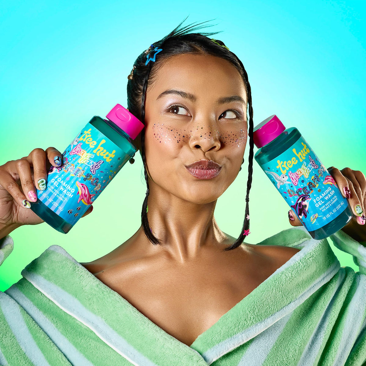 Tree Hut Ocean Pop Body Wash lather on a bath pouf