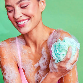 Tree Hut Pink Hibiscus Body Wash packaging details
