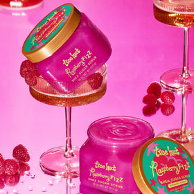 Tree Hut Raspberry Fizz Body Scrub ingredients display