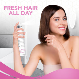 TRIDESIGN Aerogel Strong Hold Volumizing Hair Spray close-up of nozzle
