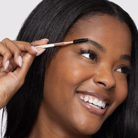 Tweezerman Eyebrow Shaping Scissors close-up of blades