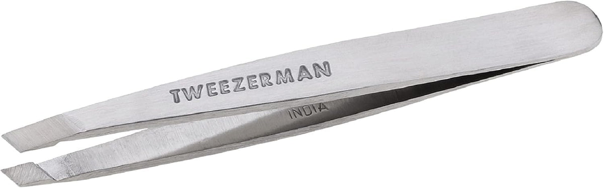 Tweezerman Mini Slant Tweezer front view with precision tips