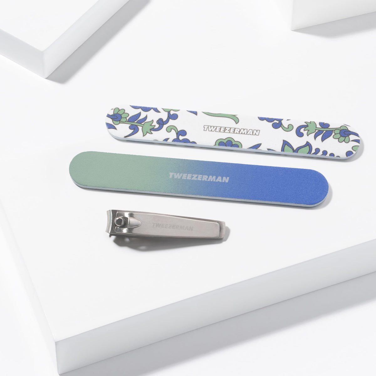 Tweezerman Nail Kit packaging showing contents