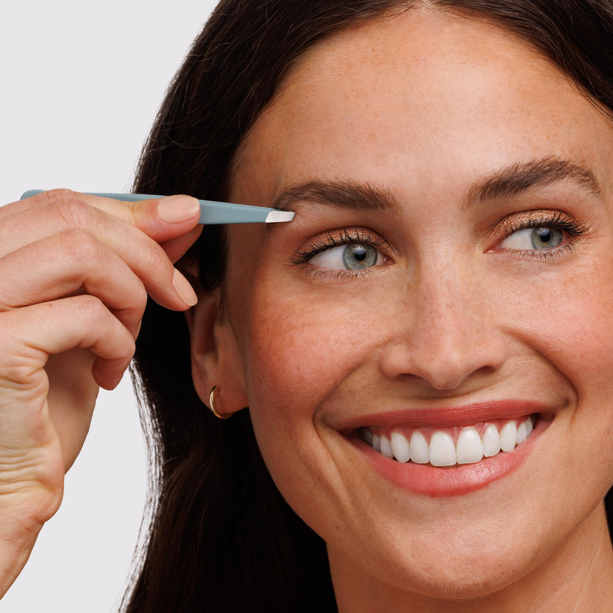 Tweezerman Slant Tweezer Mist Blue angled view