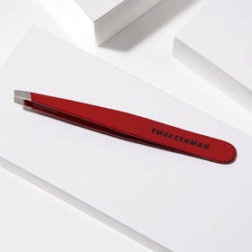 Tweezerman Slant Tweezer packaging with product information