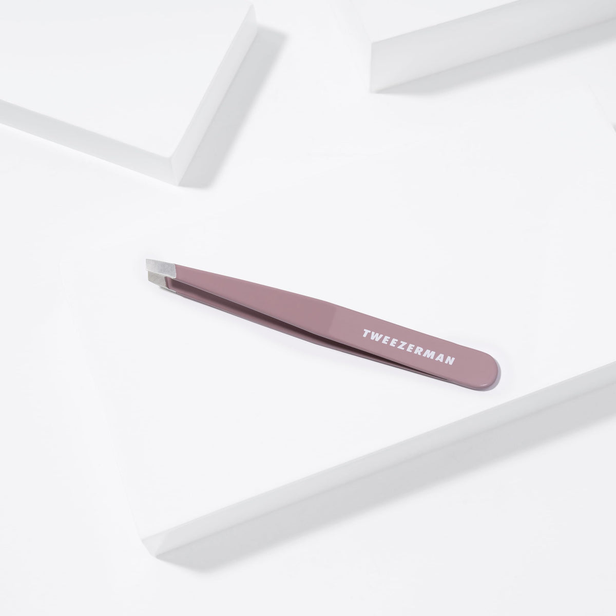 Tweezerman Slant Tweezer Purple Wisteria 25° Angle