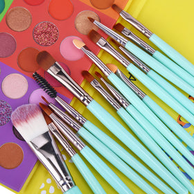 UCANBE eyeshadow palette with bright colors and packaging