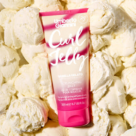 Umberto Giannini Curl Jelly 450g showing texture in a hand