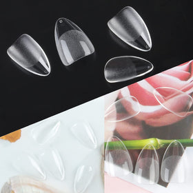 UNA GELLA Short Almond Fake Nails showing smooth edges