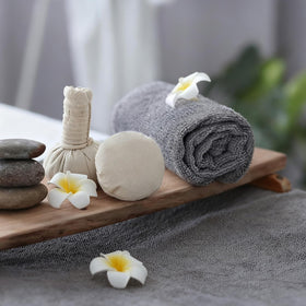 UNIMADE salon towels packaging display