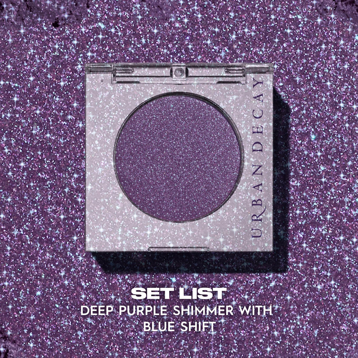 URBAN DECAY 24/7 Eyeshadow Deep Purple Shimmer applied on eyelid