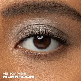 URBAN DECAY 24/7 Eyeshadow Gunmetal Gray swatch on skin