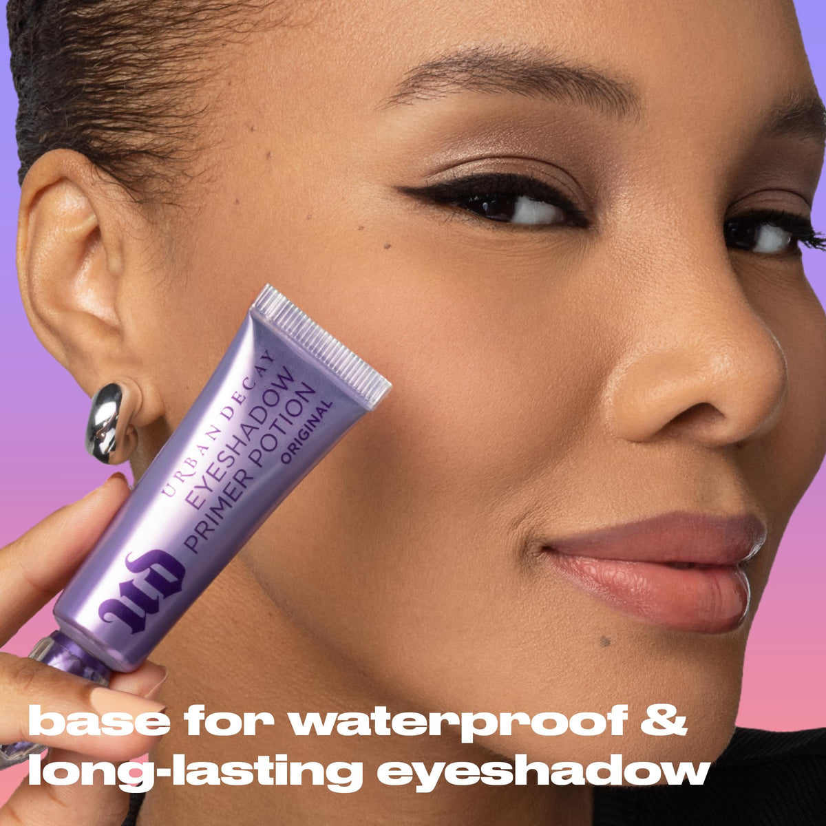 URBAN DECAY Anti-Aging Eyeshadow Primer Potion Mini in use on eyelids