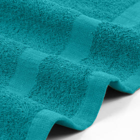 Utopia Towels salon towel in a bathroom setting