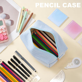 UUYUUY makeup bag set displayed with beauty products