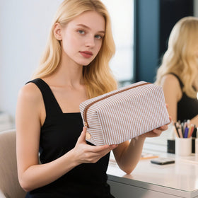 UUYUUY Makeup Bag styled with accessories