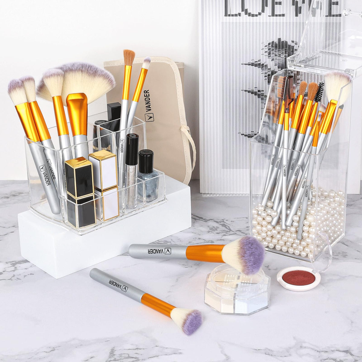 Vander blush brush with soft bristles