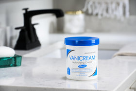 Vanicream Moisturizing Cream with ingredients list