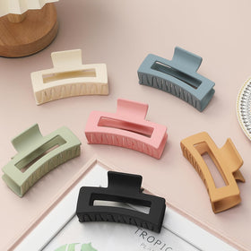 Variety of Sisiaipu hair clips in White, Black, Yellow, Pink, Green, Blue