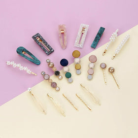 Variety of styles in Mehayi hair clips set