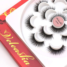 Veleasha Lashes 5D32 side view showcasing fluffiness