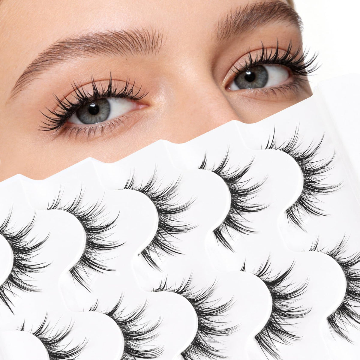 Veleasha Manga Lashes 5 pairs of spiky lashes front view