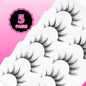 Veleasha Manga Lashes worn by a model with anime makeup