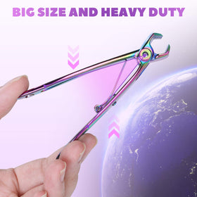 Vepkuso Toenail Clippers in use on thick toenails
